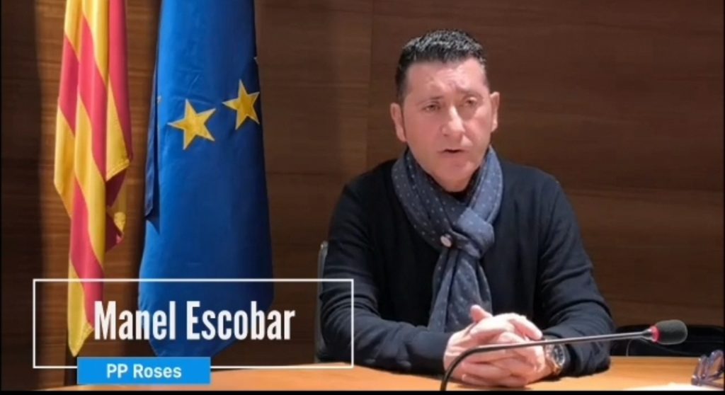 El mercado dominical de ropa: rechazo del PP Roses a la nueva licitación